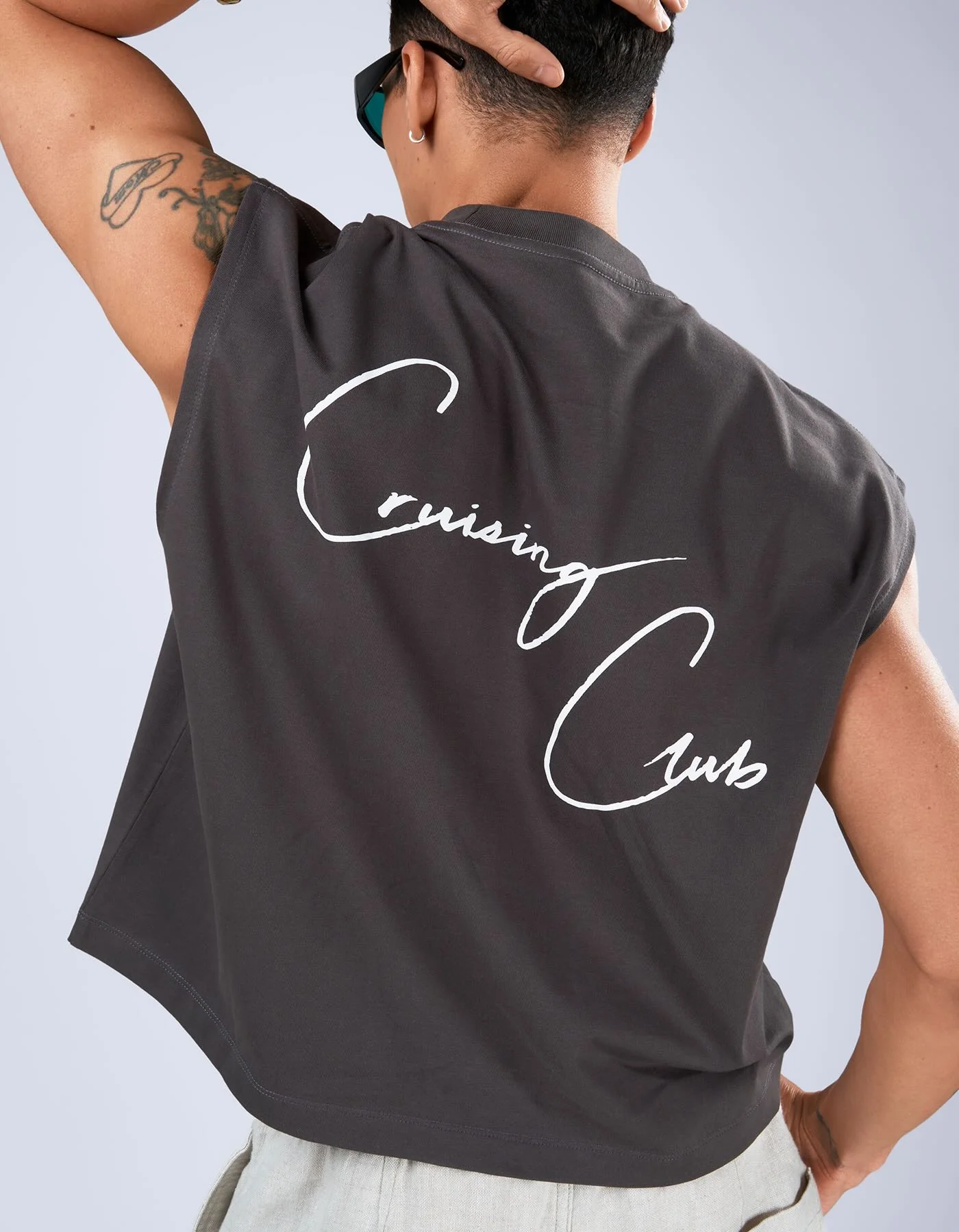 Cruising Club Crop Muscle Tank - Washed Black - Image 6