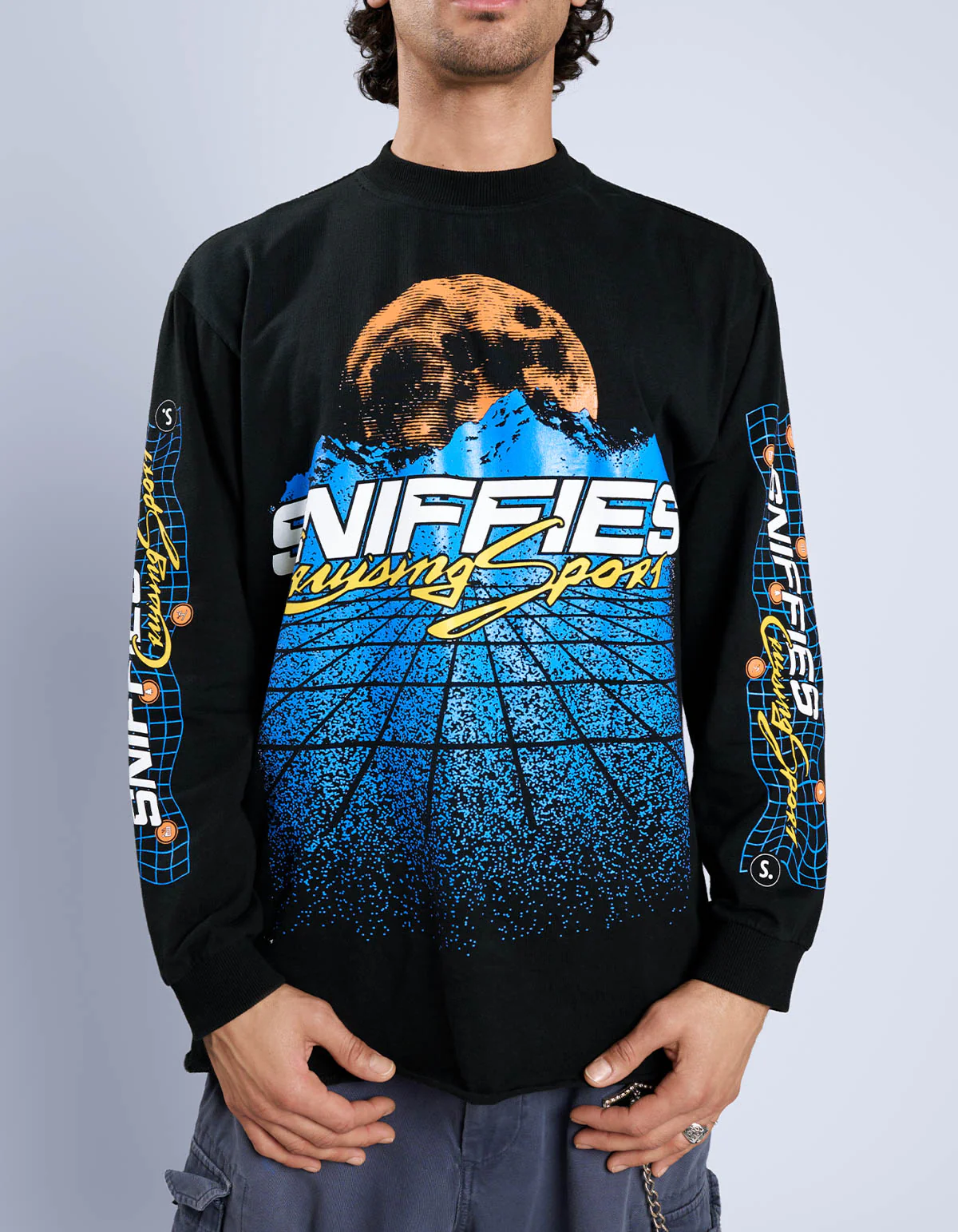 Cruising Sport Long Sleeve Tee - Image 4